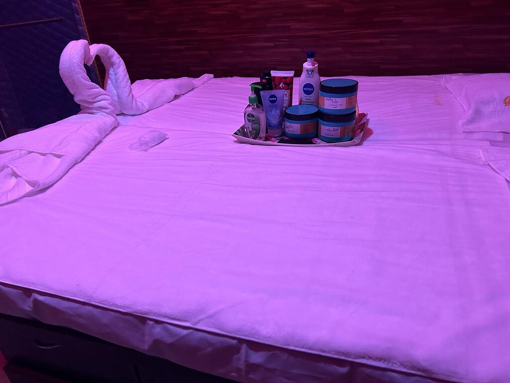 https://rkgdeal.com/uploads/17212195407838the-best-massage-spa.jpg