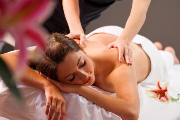 https://rkgdeal.com/uploads/17326081952357book-body-massage-in-mumbai-at-lowest-price.jpg